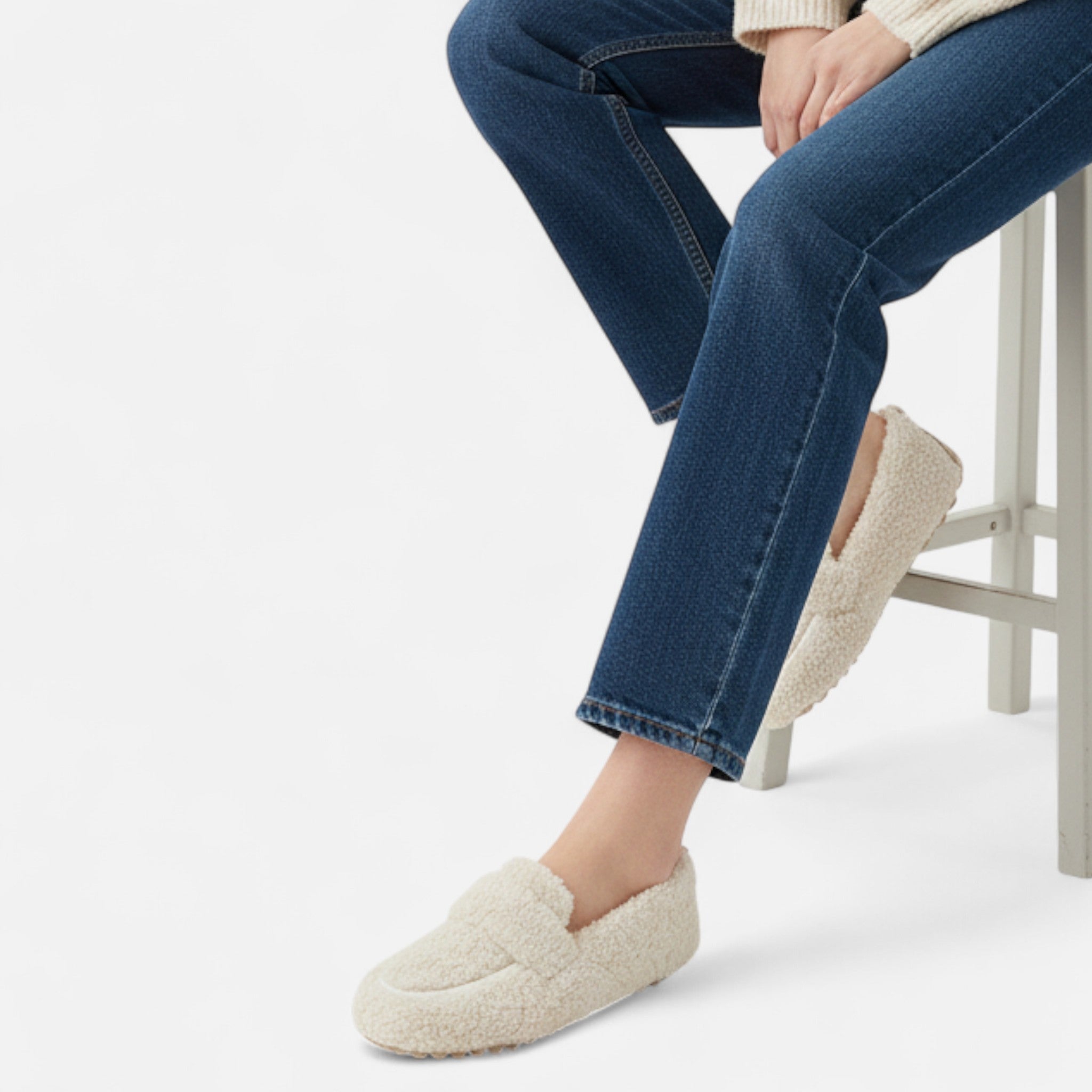 Vellardo Moda | Women's Winter Shoes with Furry Lining – Elegance and Warmth in Cozy Style
