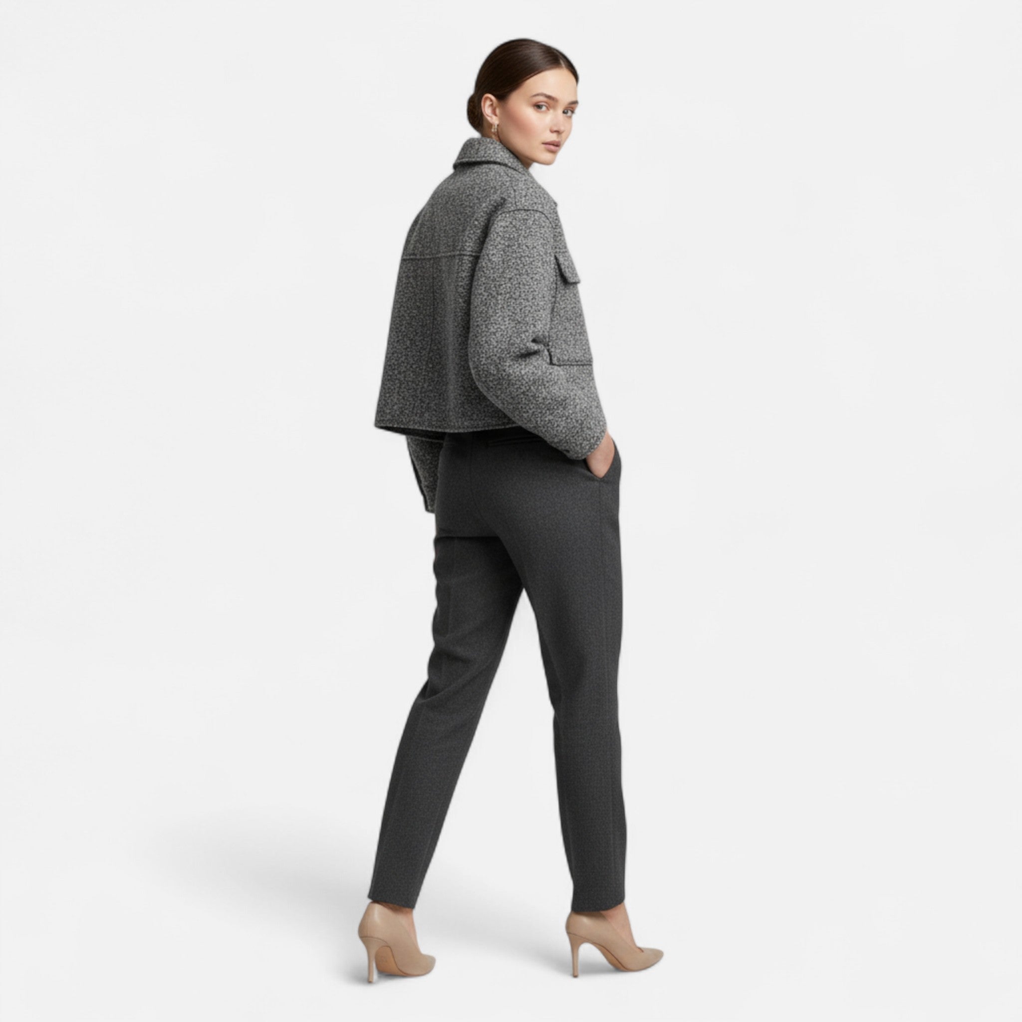 Vellardo Moda | Women's Tweed Oversized Blazer – Classic Elegance