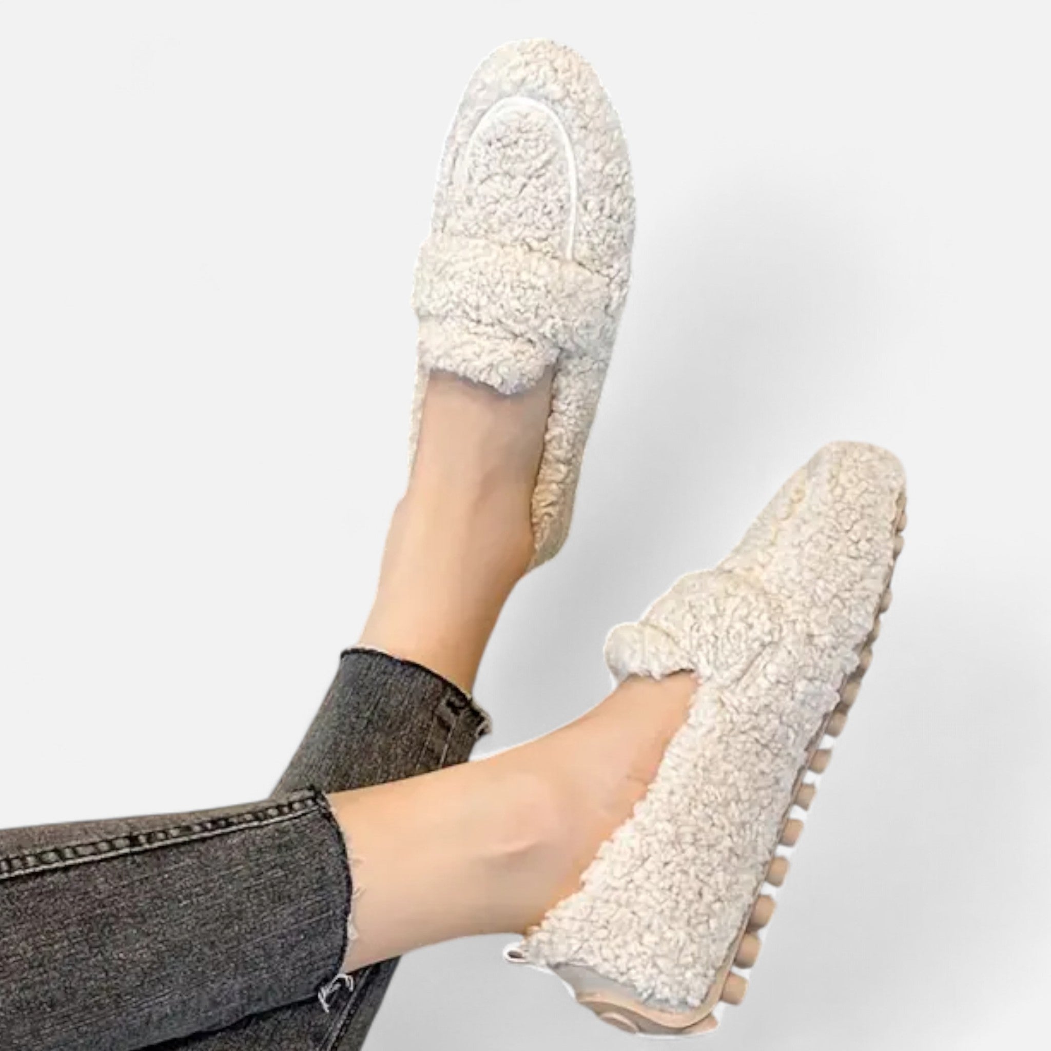 Vellardo Moda | Women's Winter Shoes with Furry Lining – Elegance and Warmth in Cozy Style