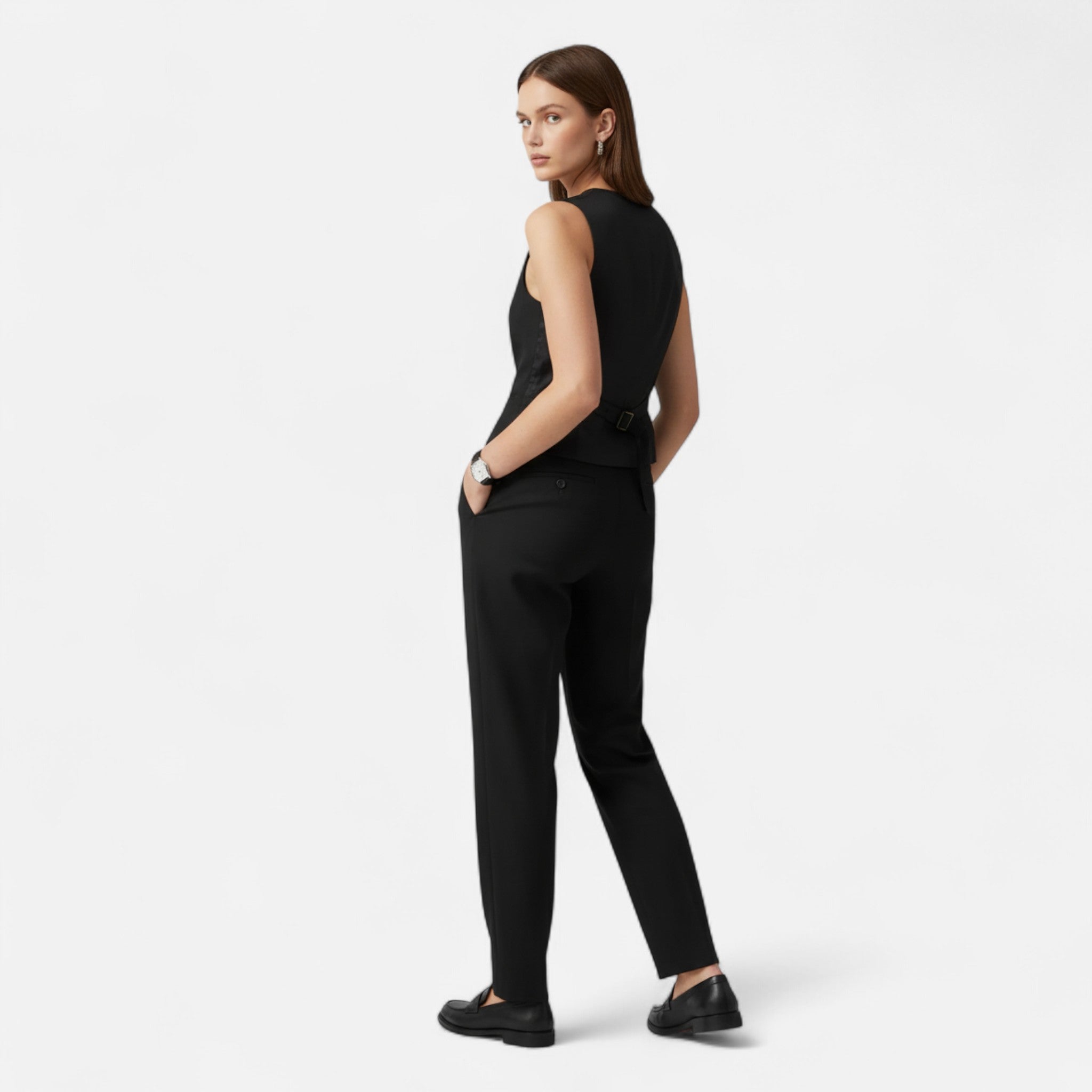 Vellardo Moda | Women's Elegant Sleeveless Vest – Classic Style